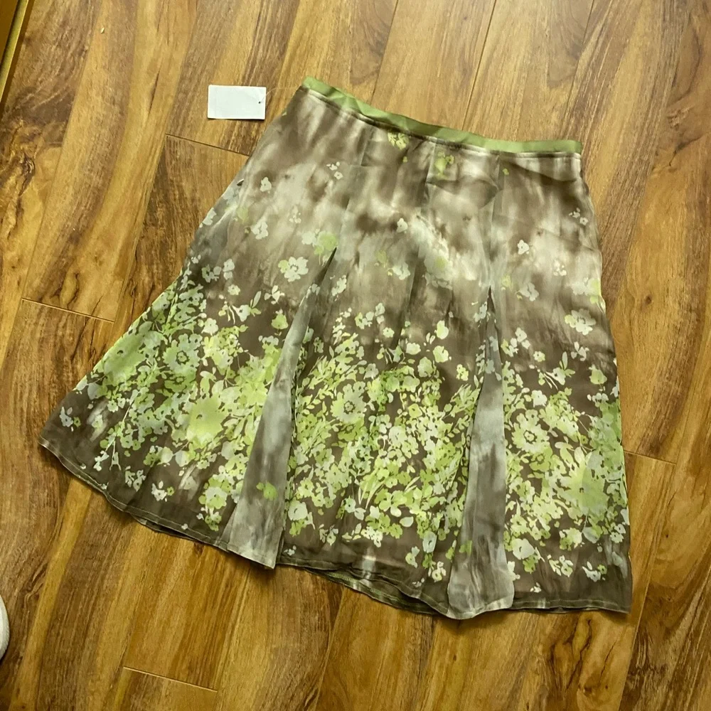 Sheer Floral Skirt NWT - Picture 5 of 10